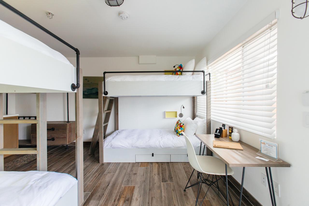 エンシニータス Surfhouseモーテル エクステリア 写真
