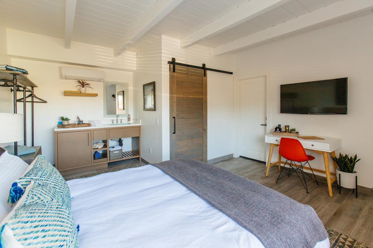 エンシニータス Surfhouseモーテル エクステリア 写真