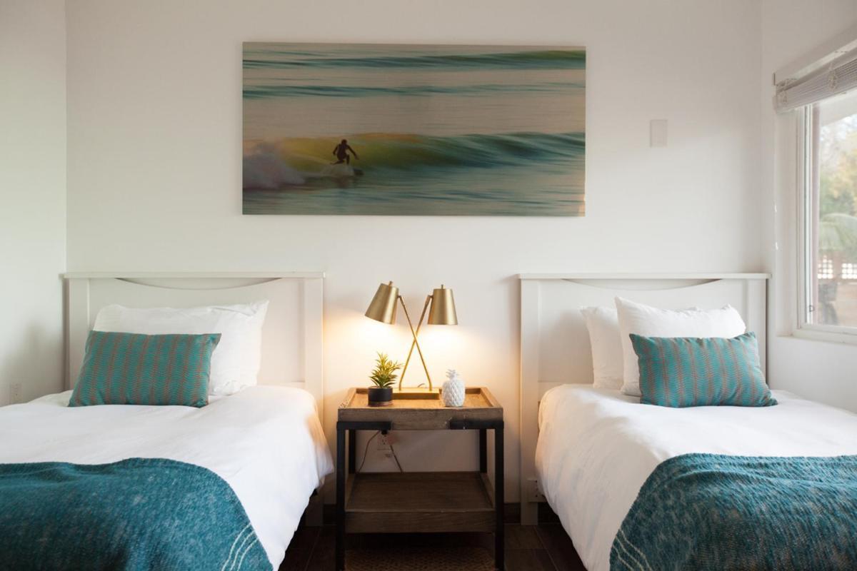 エンシニータス Surfhouseモーテル エクステリア 写真